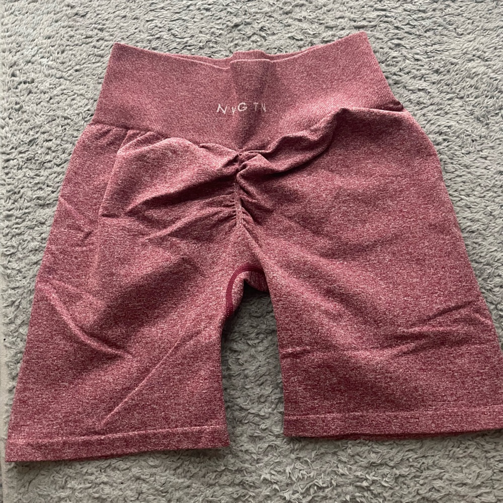 NVGTN Women Maroon Butt Scrunch Shorts